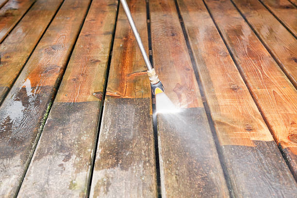 Best Pool Deck Cleaning  in Lodi, NJ